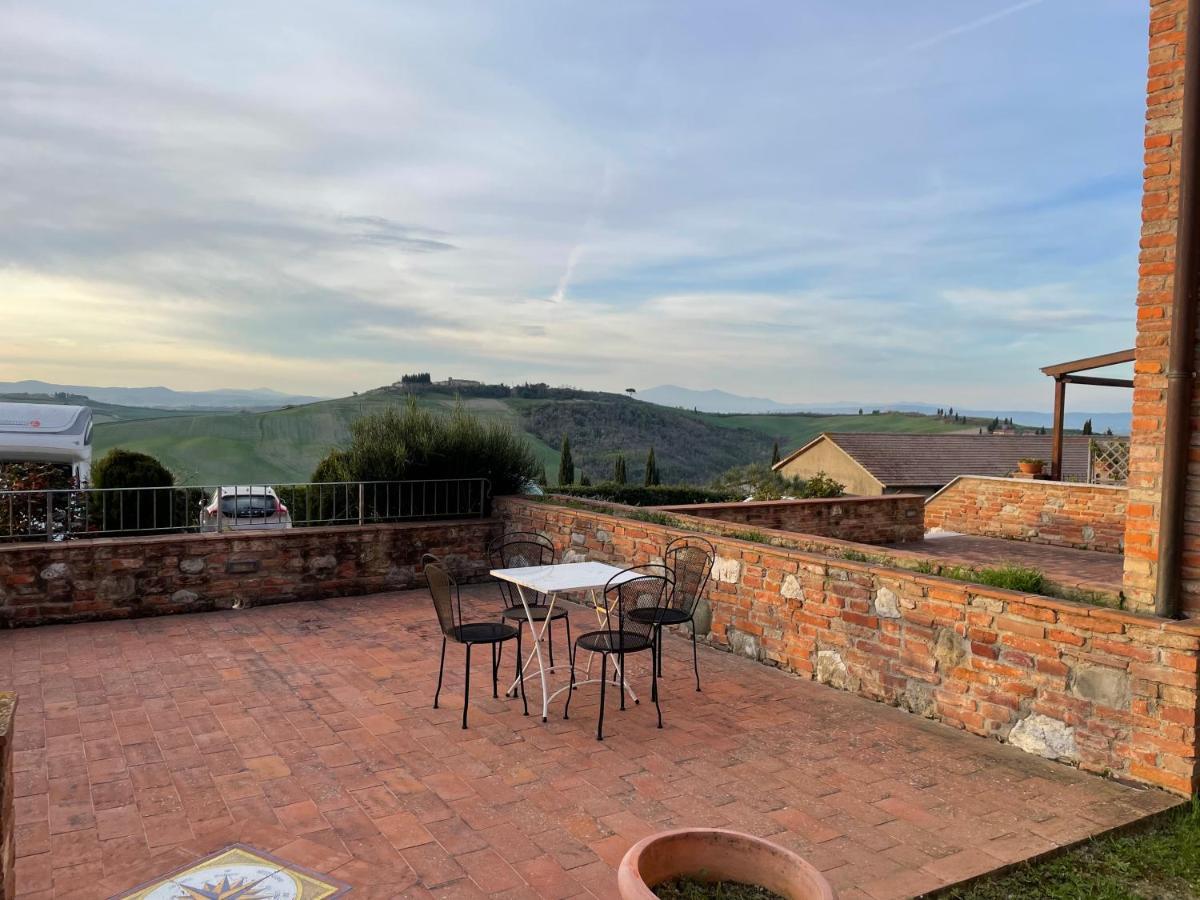 Ferienwohnung Il Rifugio Nelle Crete Vescona Exterior foto